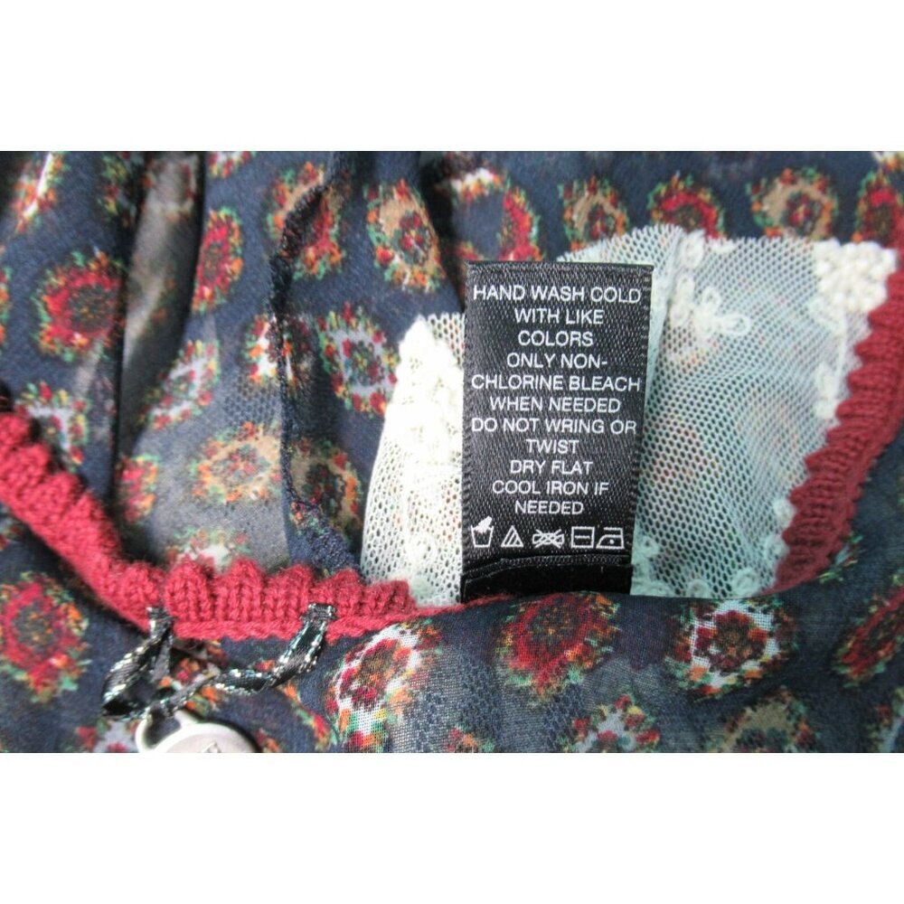 BKE Boutique Ivory Navy Burgundy Crochet Women’s Sleeveless Sweater Sz Large - Picture 5 of 6